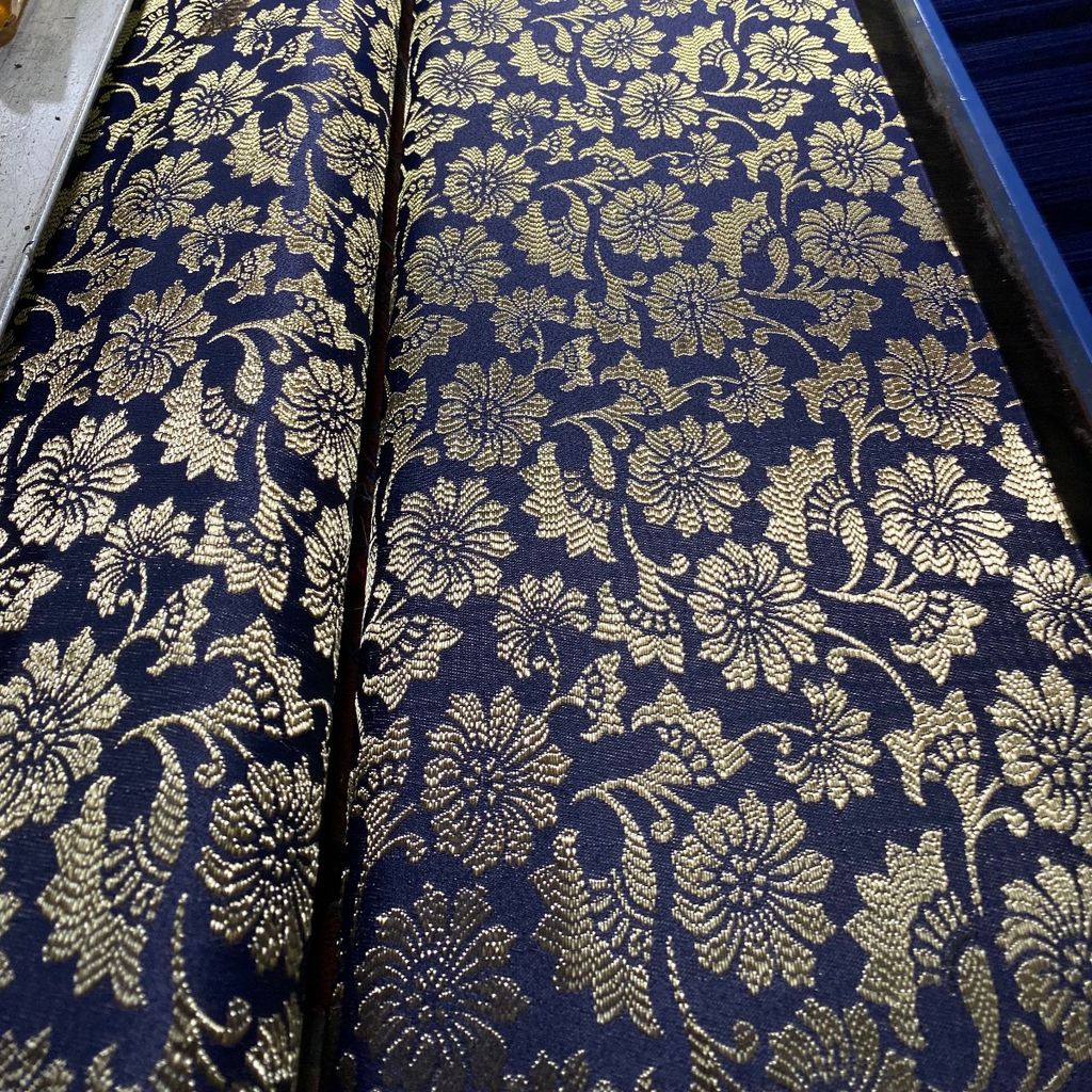 فروش اینترنتی پارچه مانتویی ساتن