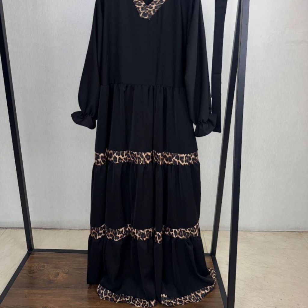 مشخصات پیراهن مجلسی زنانه طرح عروسک