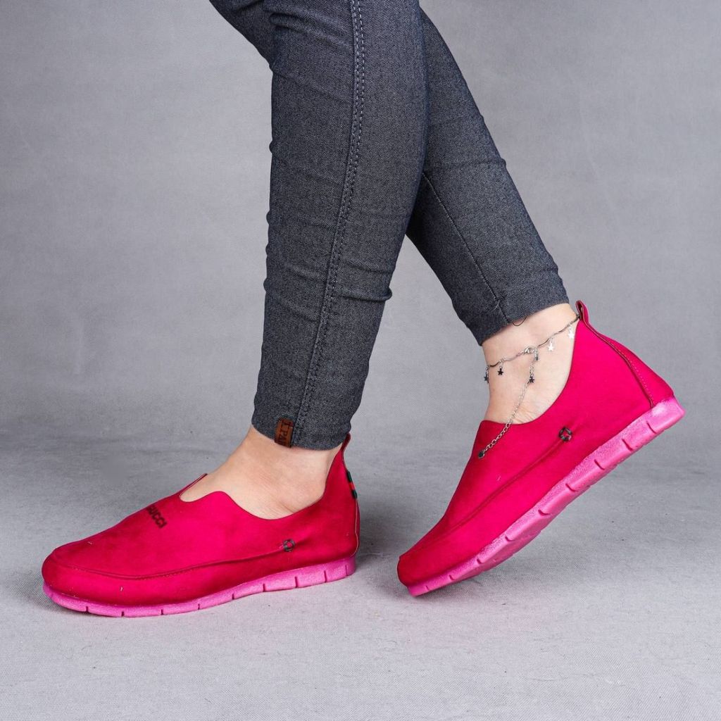 مشخصات کالج زنانه سرخابی