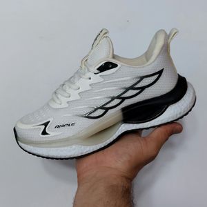 خرید آنلاین کتونی اسپرت اپل کیفیت بالا با زیره تونلی و طراحی زیبا apple