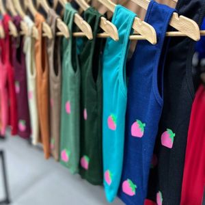 خرید انلاین تاپ توت فرنگی کد 40322