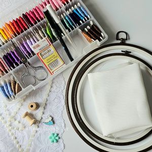 پک گلدوزی با دست مخصوص هنرجو