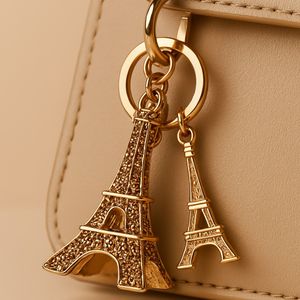 جاسوییچی برج ایفل هانا