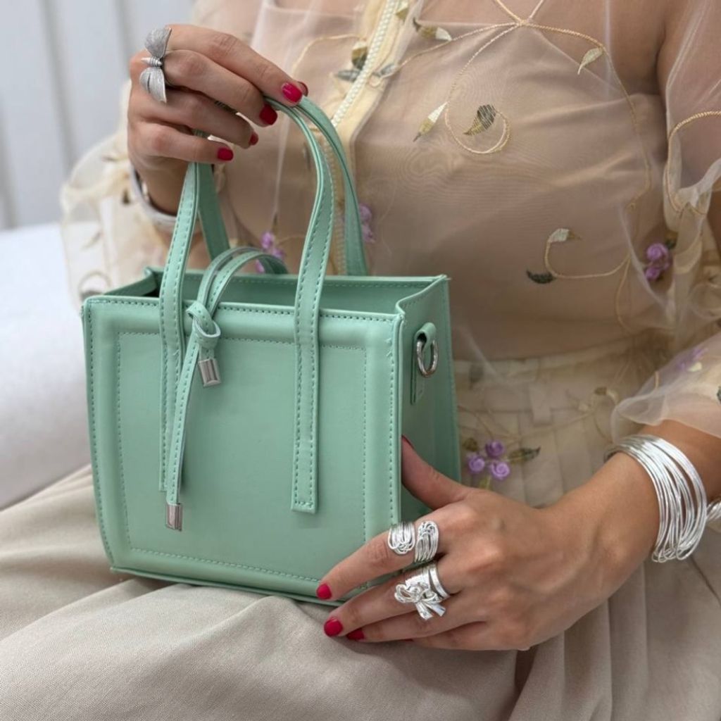 فروش اینترنتی کیف سداکو هانا