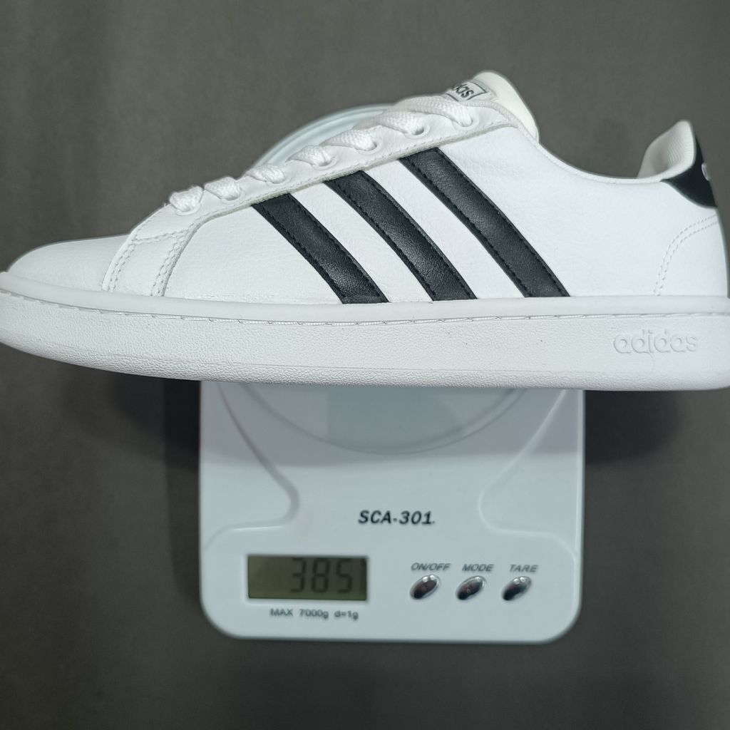 فروش اینترنتی کتونی مردانه آدیداس گرندکورت سفید کیفیت بالا