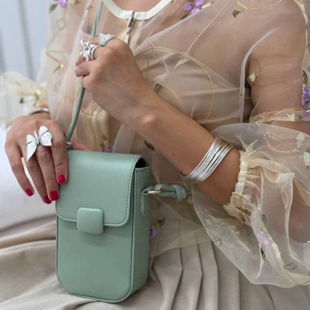 قیمت ارزان کیف پاسپورتی نیوا هانا