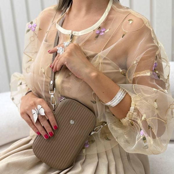 کیف پاسپورتی الین هانا