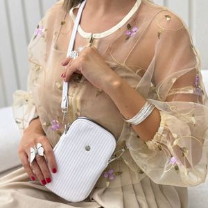 قیمت ارزان کیف پاسپورتی الین هانا