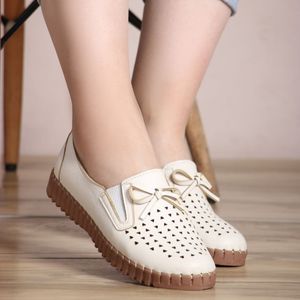 خرید اینترنتی کفش طبی زنانه