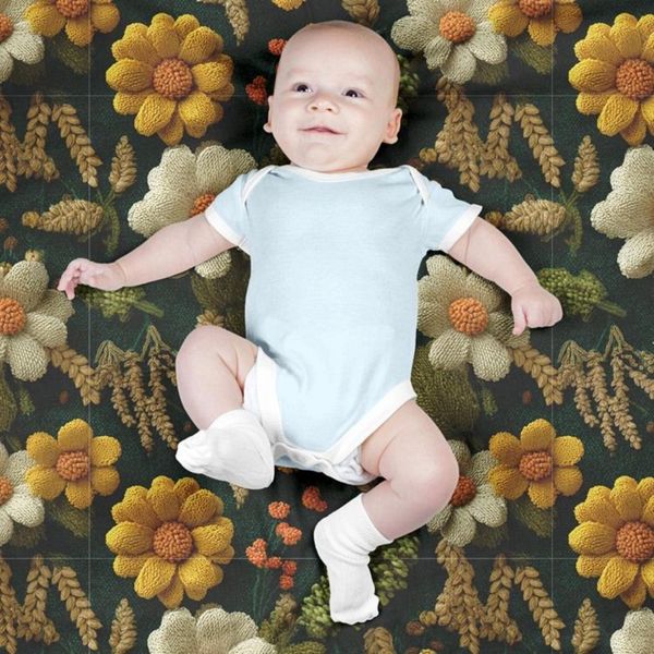 پارچه مخمل روبالشی پارچه باما طرح سه بعدی گل نفیس کد 5014124