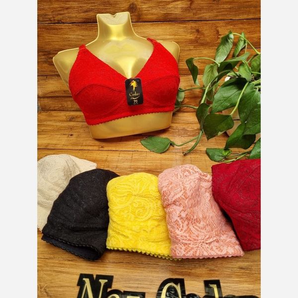 سوتین دانتل فانتزی زیر نخ کش باریک