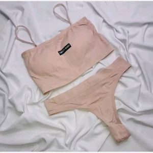 مشخصات ست نیم تنه شورت نخی کبریتی دکلته وارداتی(فری سایز
