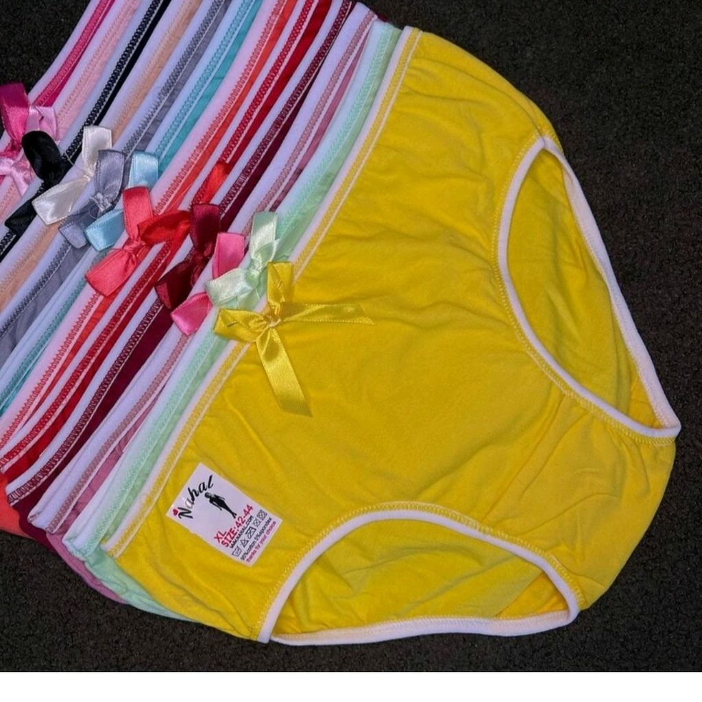 خرید انلاین شورت نخی  زنانه کش سفید جلو پاپیون نهال سایزهای xlو2xl(رنگبندی رندوم پک 6عددی 