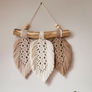 دیوارکوب آویز مکرومه سه برگ طرحدار طرح کمونی