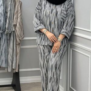 فروش اینترنتی ست مانتو شلوار دلنواز