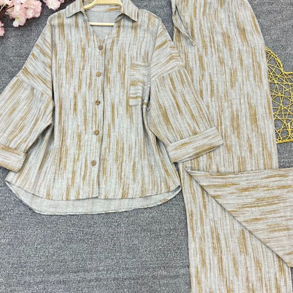 مشخصات ست مانتو شلوار دلنواز