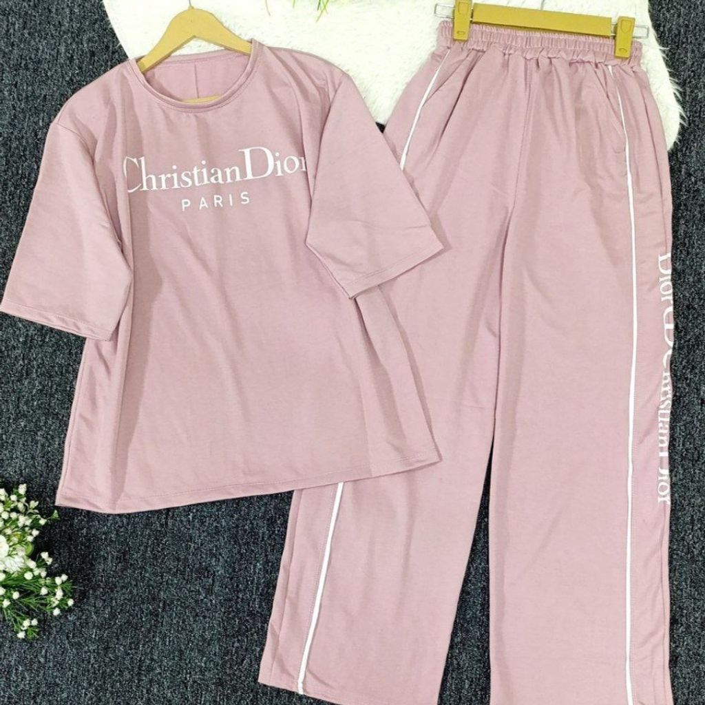 خرید اینترنتی ست تیشرت شلوار