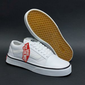 قیمت کتونی ونس سفید vans