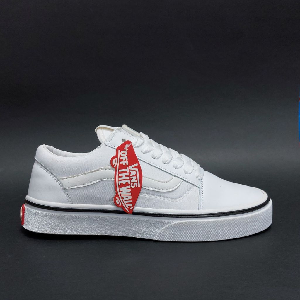 قیمت کتونی ونس سفید vans