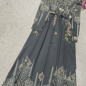 مشخصات پیراهن ساحلی سنتی