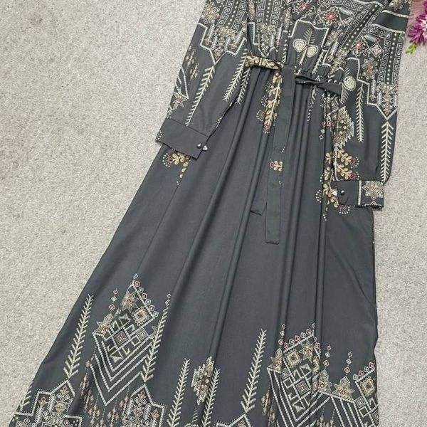 پیراهن ساحلی سنتی