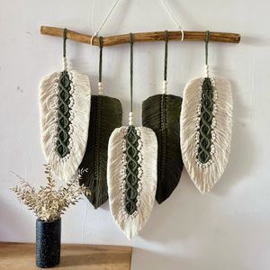 دیوار کوب مکرومه بافی مدل برگ سبز