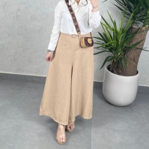 شلوار دامنی سگک دار