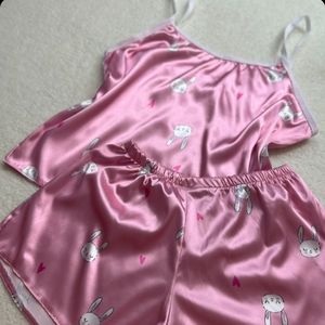 خرید آنلاین تاپ و شلوارک راحتی ساتن