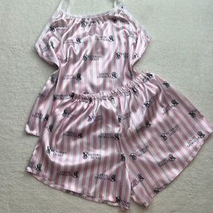 خرید انلاین تاپ و شلوارک راحتی ساتن