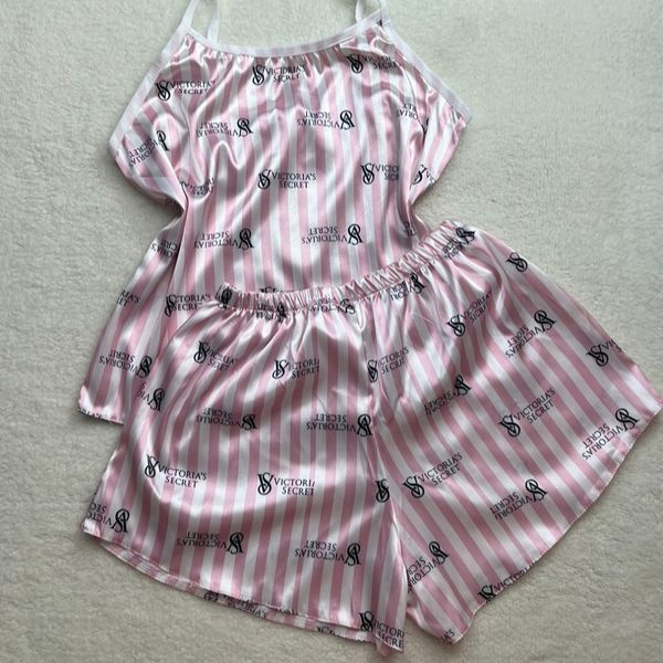 تاپ و شلوارک راحتی ساتن