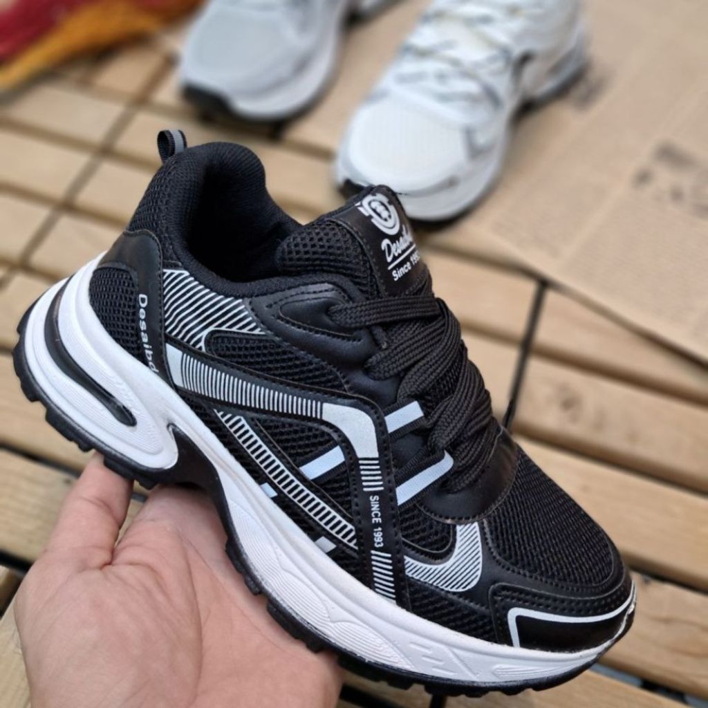 خرید اینترنتی کتانی اسیکس هانا