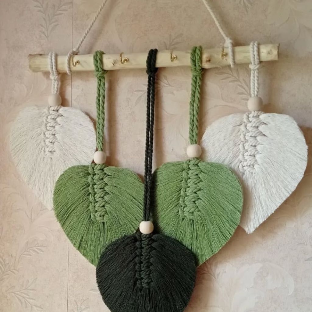 خرید انلاین جاکلیدی مکرومه بافی مدل برگ