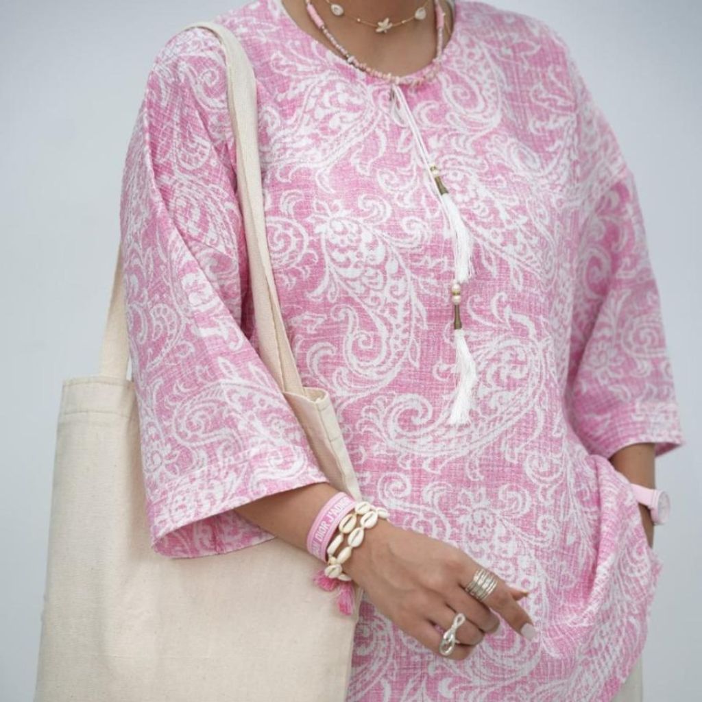 خرید آنلاین شومیز جلوبسته طرحدار آسیه ولگا