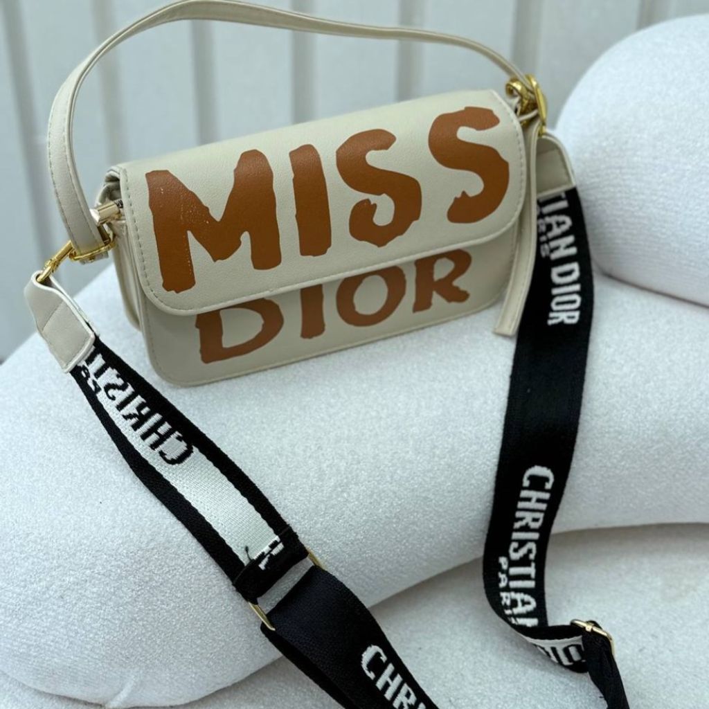 قیمت کیف کایرا هانا