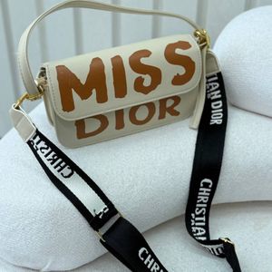 کیف کایرا هانا