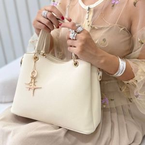 قیمت ارزان کیف وینو هانا