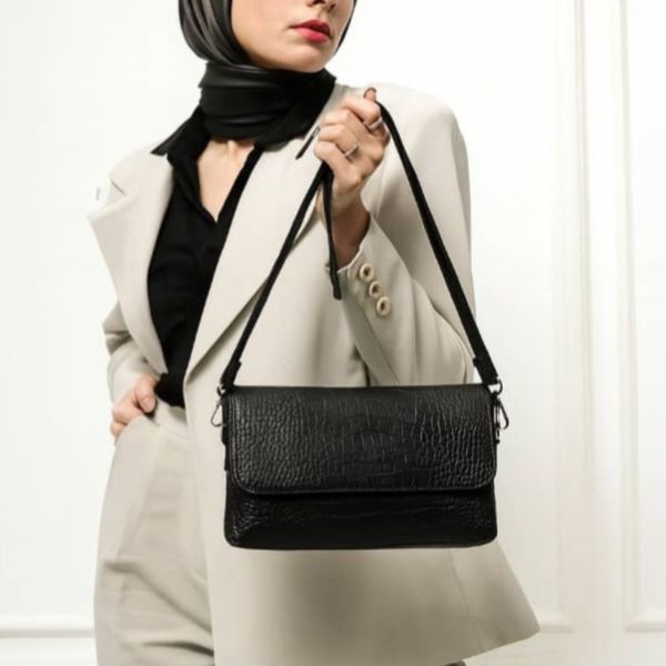 کیف رودوشی زنانه چرم طبیعی