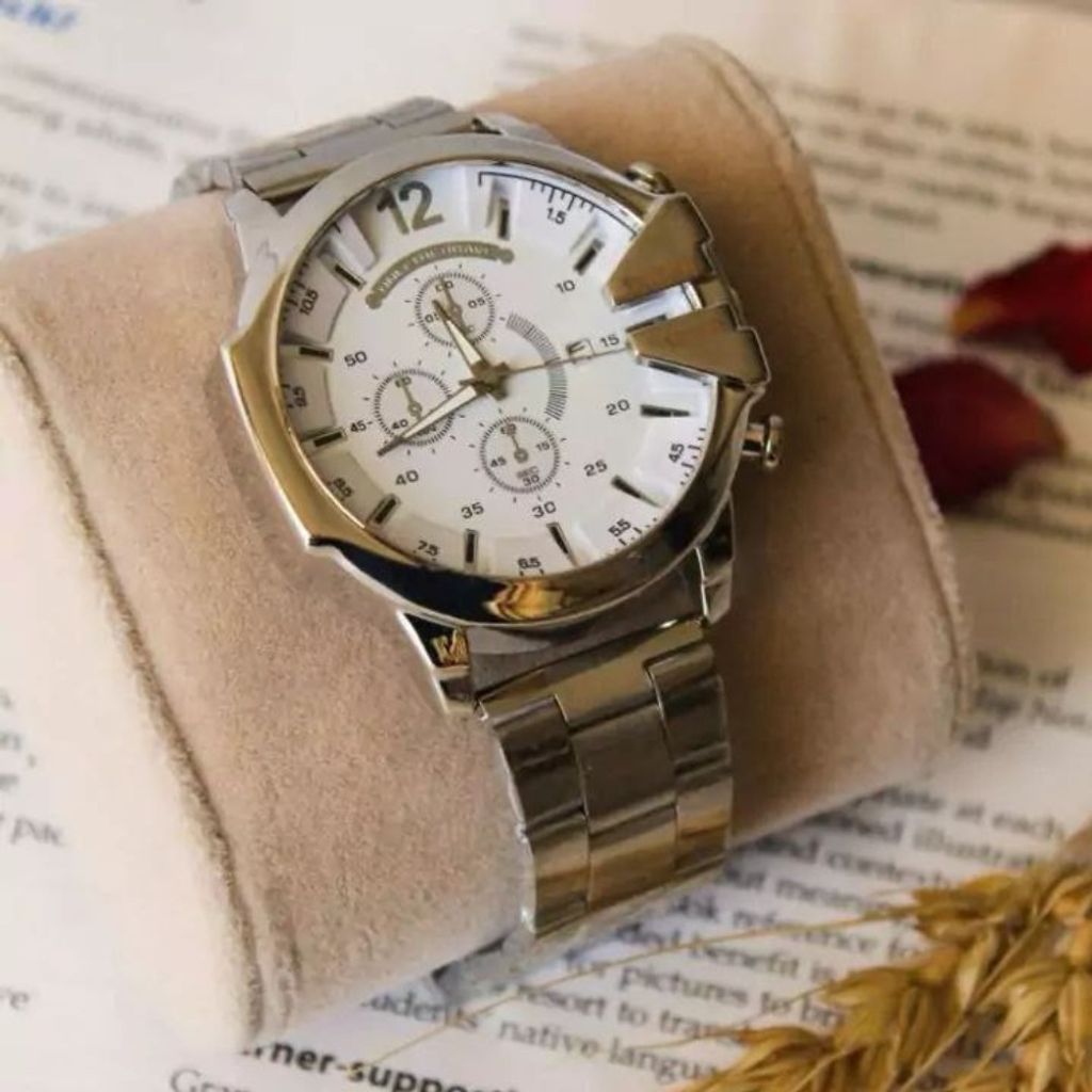 مشخصات ساعت دیزل مردانه بند استیل