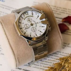 مشخصات ساعت دیزل مردانه بند استیل