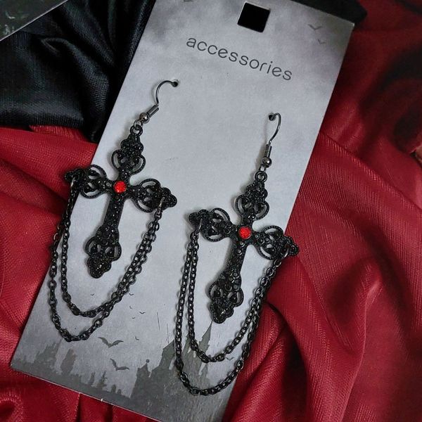 گوشواره اویز صلیب طرح هالووین - Gosh - 048