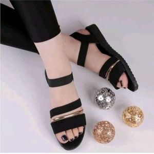 صندل زنانه تابستانی مدل نواری