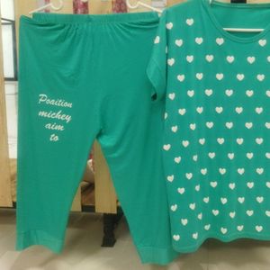 ست تیشرت شلوارک زنانه قواره دار st24r