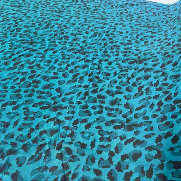 2. پارچه حریر ریوا طرح 1404