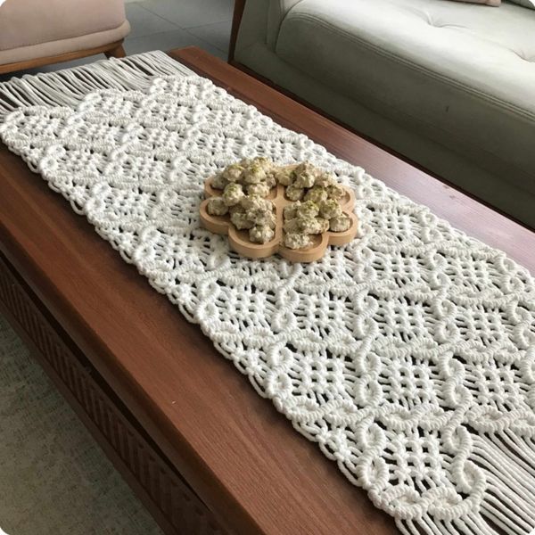 رانر مکرومه مستطیلی طرح جوانه پیچک