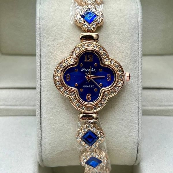 ساعت زنانه نگین رنگی