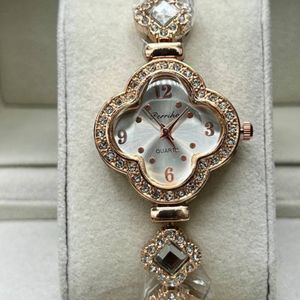 فروش اینترنتی ساعت زنانه نگین رنگی