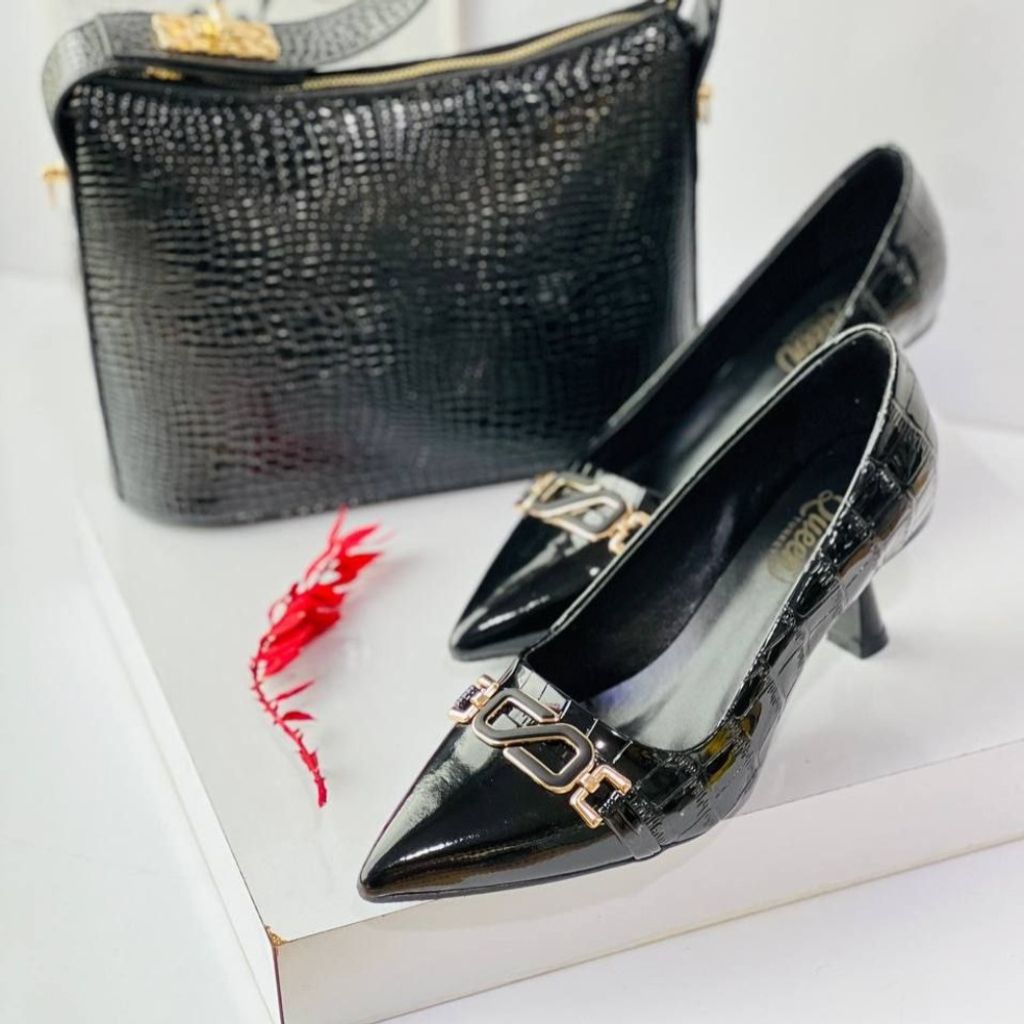 قیمت کفش مجلسی زنانه