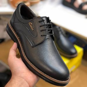 فروش اینترنتی کفش چرم مردانه بندی مدل بانکوک رنگ مشکی