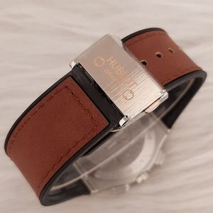 خرید انلاین ساعت مردانه هابلوت – تک موتوره طرح اتومات