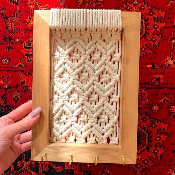 جاکلیدی چوبی مکرومه طرح دونه برف